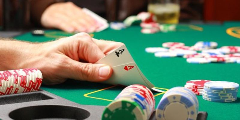 Hướng dẫn chơi Poker trực tuyến theo 5 vòng